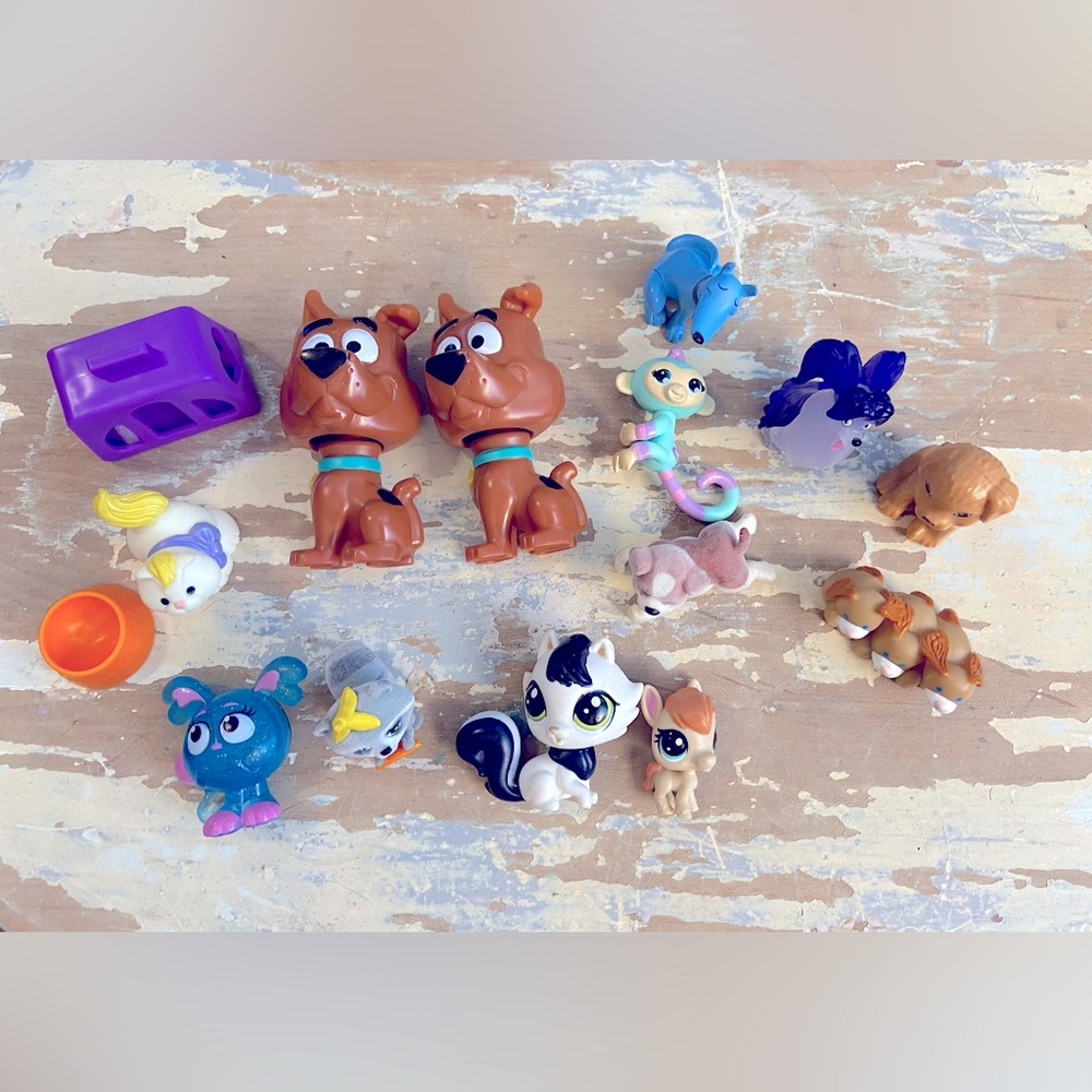 Animal and Pet Play Figure Mixed Lot